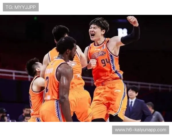 上海久事球队新援表现抢眼，上海久事篮球俱乐部外援